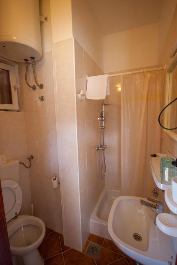 Apartments Cvelic Milovcic มาลินสกา ภายนอก รูปภาพ
