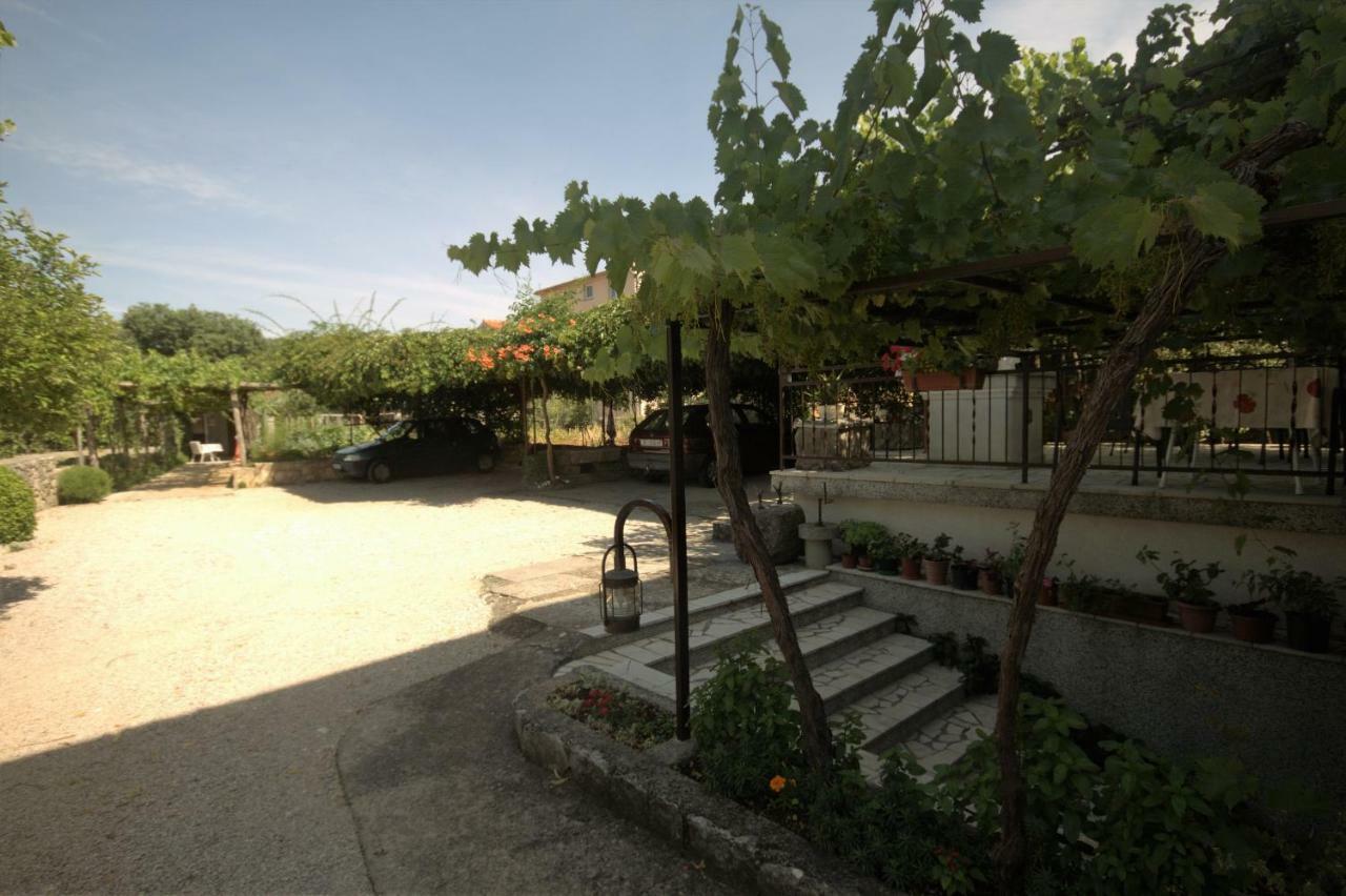 Apartments Cvelic Milovcic มาลินสกา ภายนอก รูปภาพ