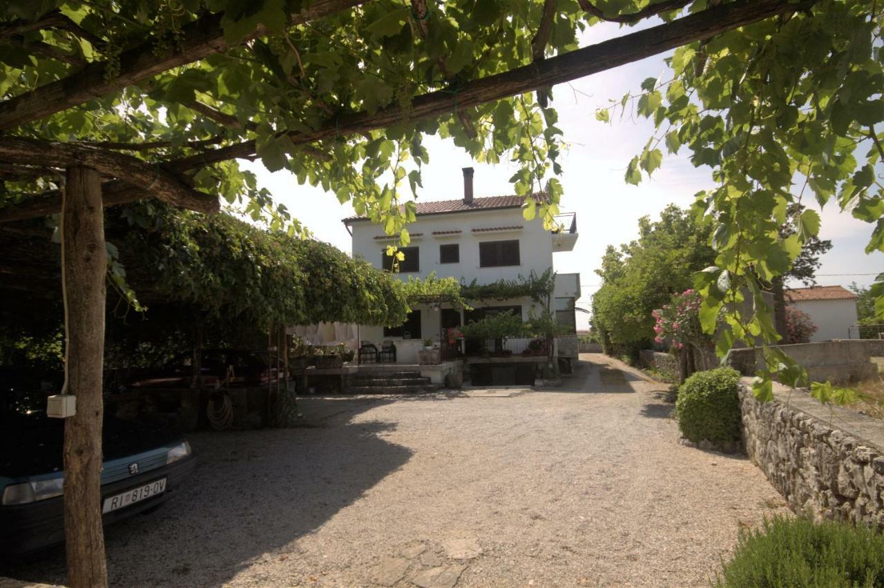 Apartments Cvelic Milovcic มาลินสกา ภายนอก รูปภาพ